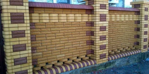 Cihlový plot - jak si vybrat design a správně uspořádat plot (125 fotografií + video)